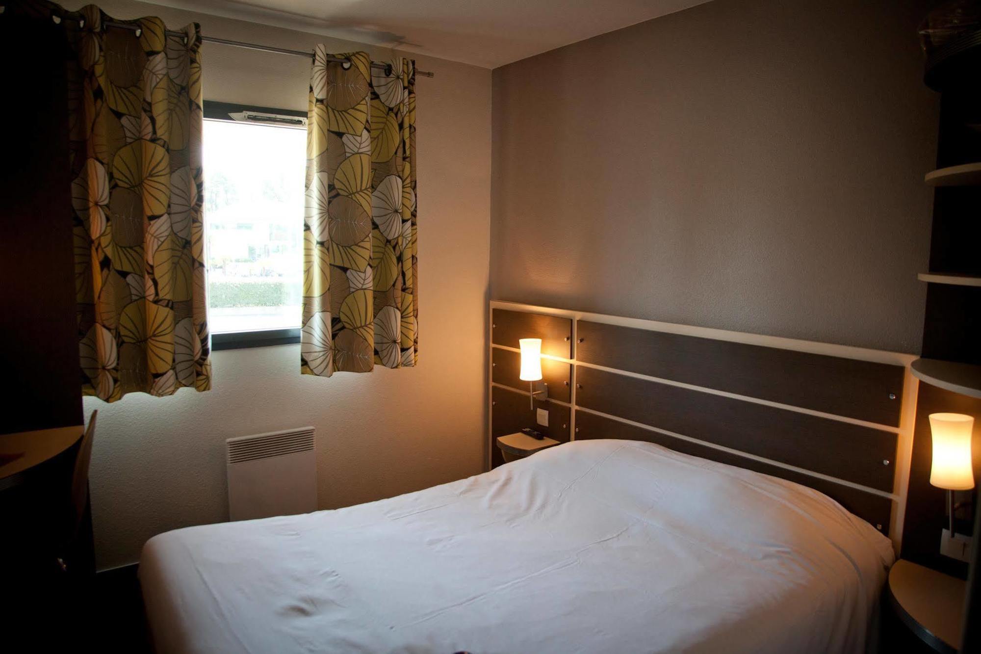 B&B Hotel Pau Zenith ภายนอก รูปภาพ
